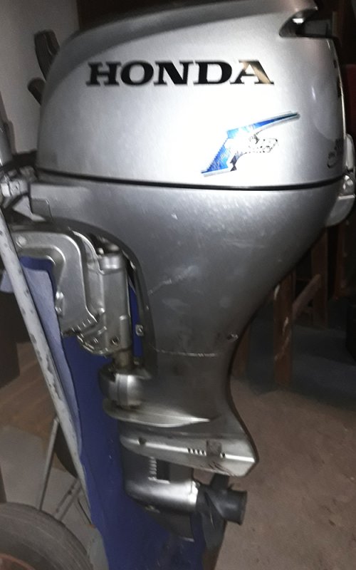 MOTOR HONDA BF 20D  za 29999 Kč